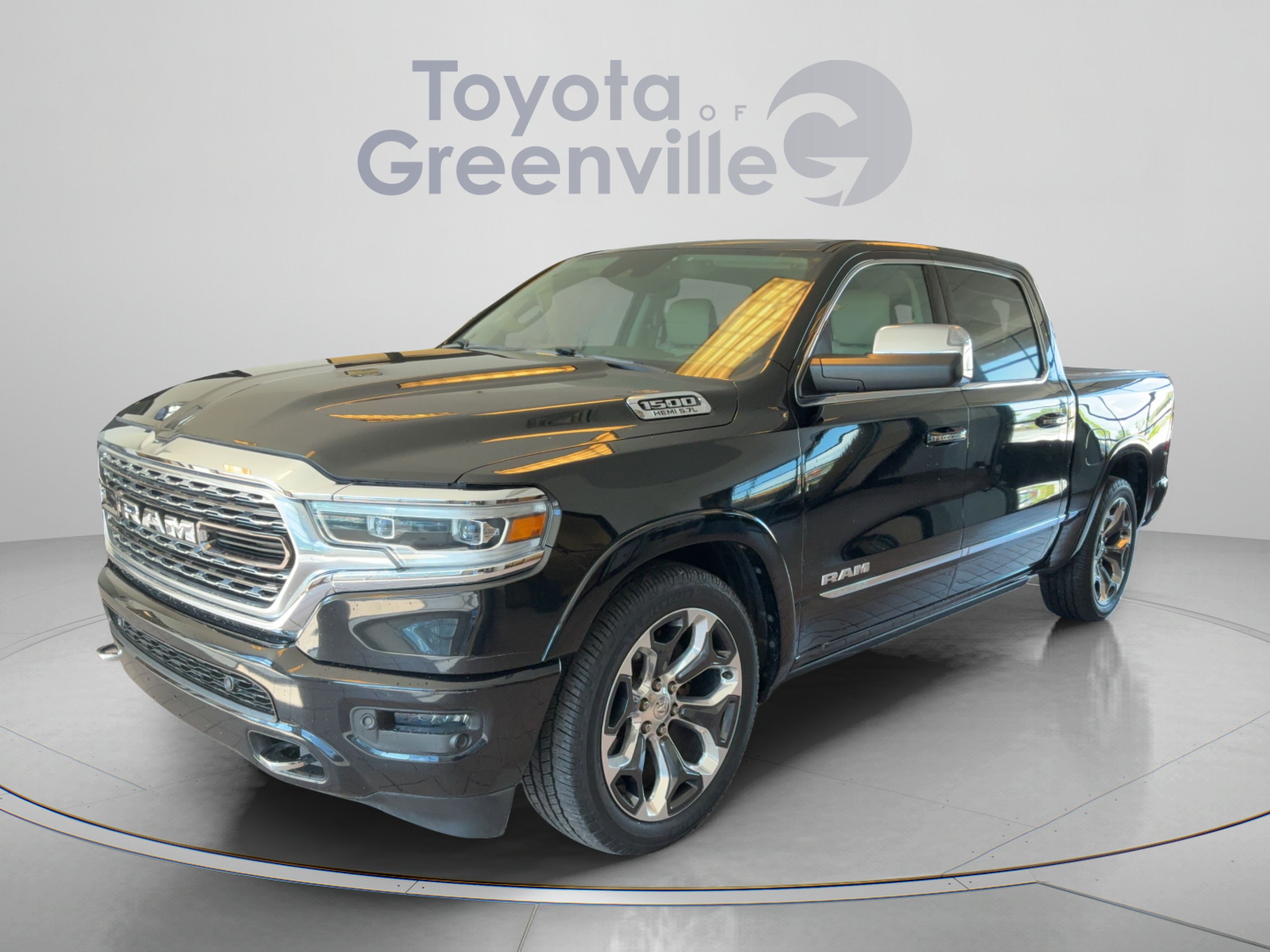 Used 2019 RAM 1500 Limited AWD/4WD image 1