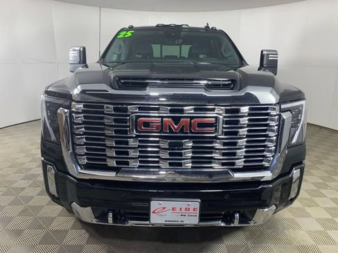 Used 2025 GMC Sierra 2500 Denali w/ Denali Reserve Package AWD/4WD image 10