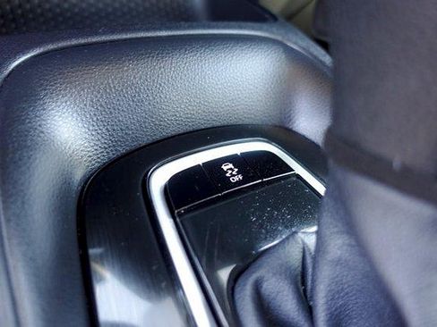 Used 2025 Toyota Corolla LE FWD image 23