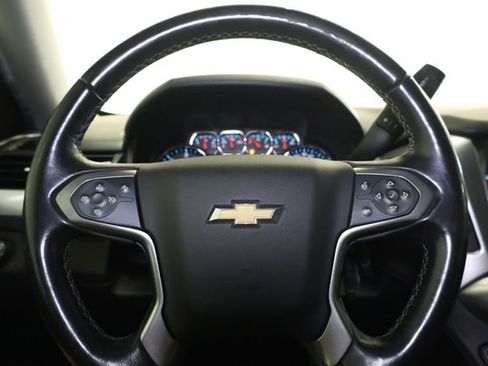 Used 2018 Chevrolet Tahoe LT AWD/4WD image 16