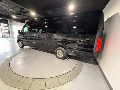 Used 2020 Mercedes-Benz Sprinter 3500 image 5