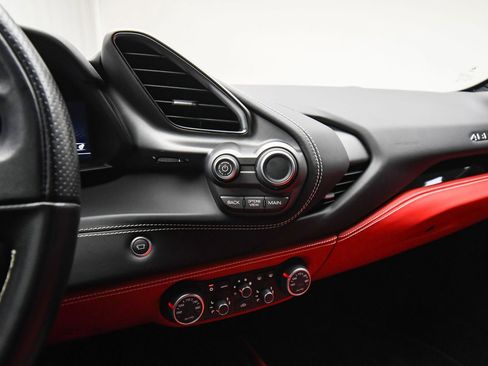 Used 2016 Ferrari 488 GTB image 42