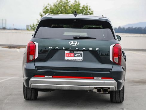 Used 2025 Hyundai Palisade Calligraphy FWD image 5