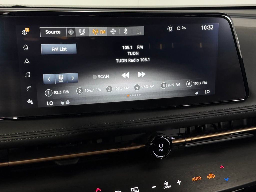Used 2024 Nissan Ariya AWD image 18