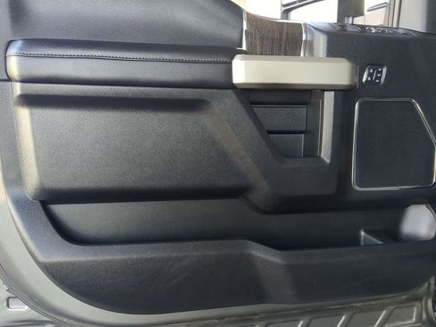 Used 2021 Ford F250 Lariat w/ Tremor Off-Road Package image 17