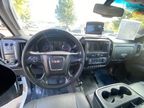 Used 2018 GMC Sierra 3500 4x4 Regular Cab w/ Sierra Convenience Package image 26