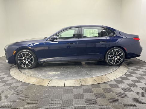 New 2026 BMW 740i xDrive w/ Executive Package image 16