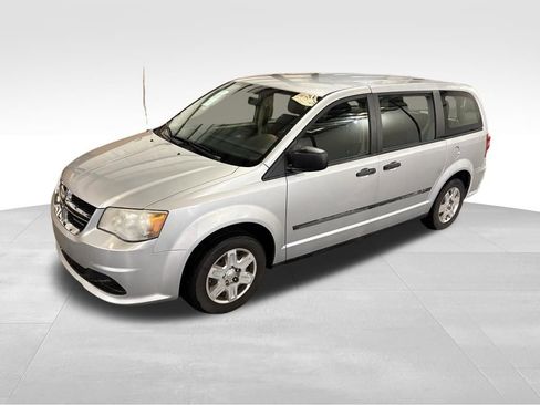 Used 2012 Dodge Grand Caravan American Value Package image 8
