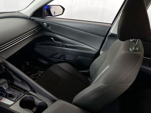 Used 2023 Hyundai Elantra SEL w/ Convenience Package FWD image 23