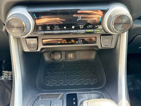 Used 2023 Toyota RAV4 XLE Premium FWD image 17