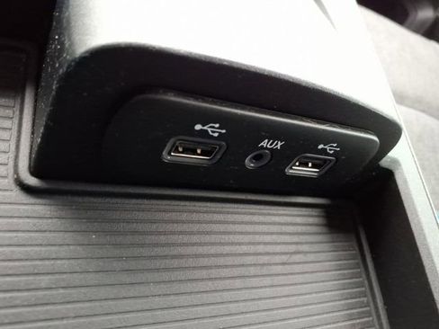 Used 2018 RAM 1500 Big Horn AWD/4WD image 9