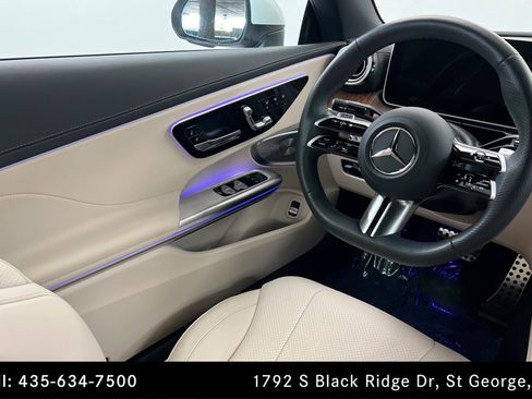 Certified 2025 Mercedes-Benz CLE 450 4MATIC Cabriolet image 11