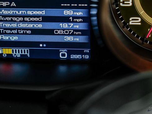 Used 2018 Ferrari 488 Spider RWD image 89
