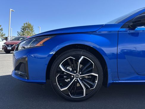 New 2025 Nissan Altima 2.5 SR image 45