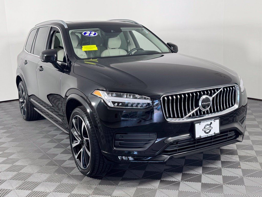 Used 2022 Volvo XC90 T6 Momentum w/ Advanced Package AWD/4WD image 3