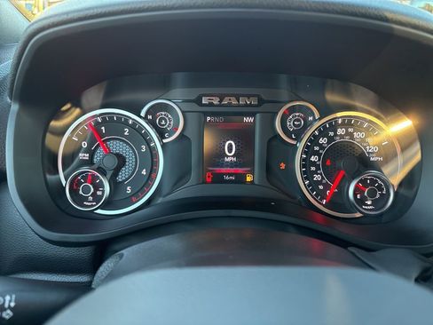 New 2026 RAM 2500 Big Horn AWD/4WD image 30