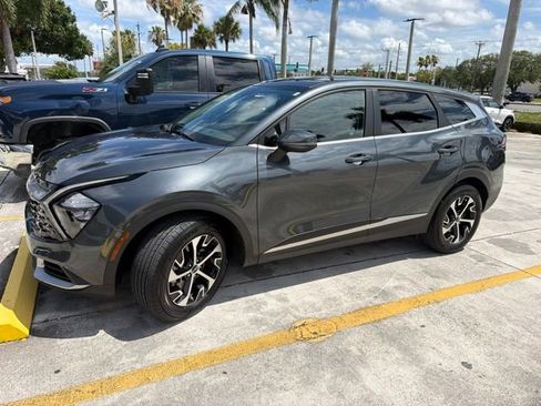 Certified 2023 Kia Sportage EX FWD image 1