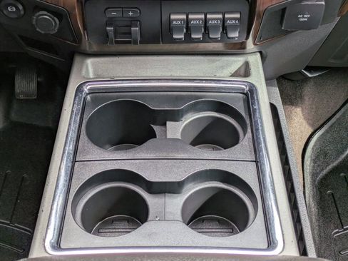 Used 2015 Ford F250 Lariat w/ Lariat Ultimate Package image 18