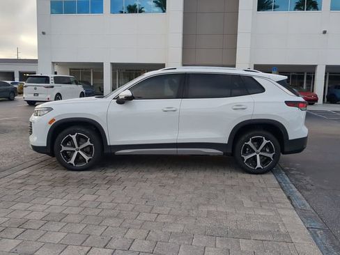 New 2026 Volkswagen Tiguan SE image 6