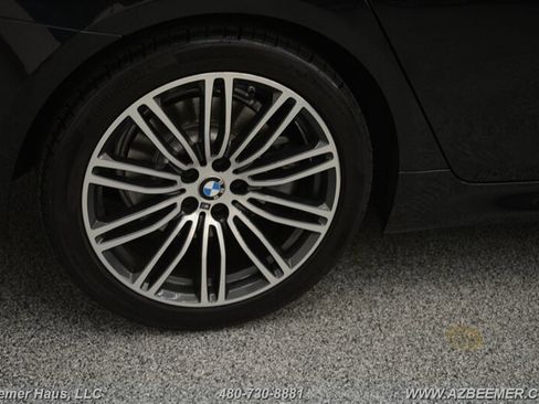 Used 2020 BMW 530i w/ M Sport Package RWD image 43