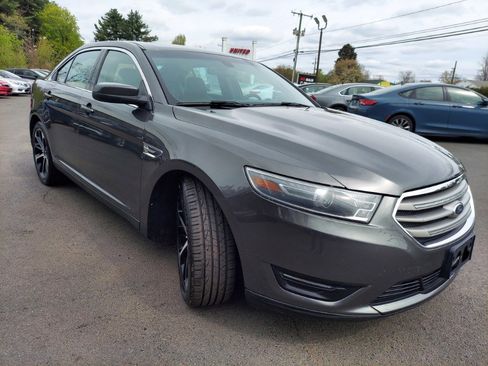 Used 2015 Ford Taurus SEL w/ Equipment Group 201A FWD image 3