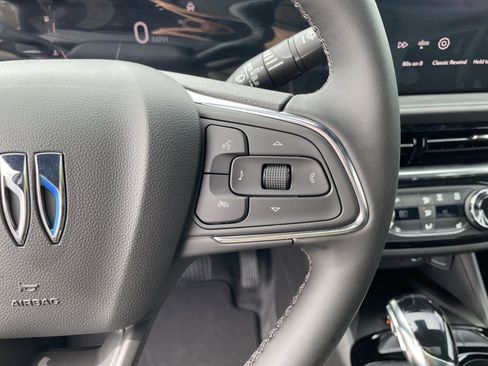 New 2026 Buick Envista Sport Touring w/ Convenience I Package FWD image 17
