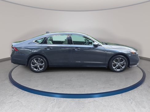 Used 2024 Honda Accord EX-L image 4