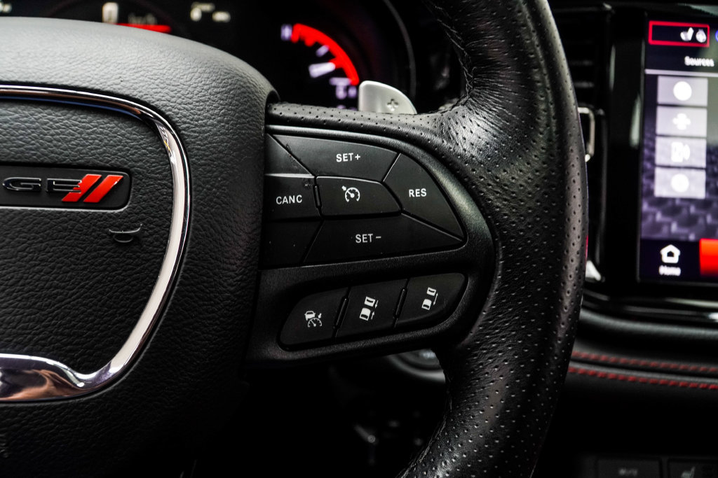 Used 2025 Dodge Durango R/T AWD/4WD image 35