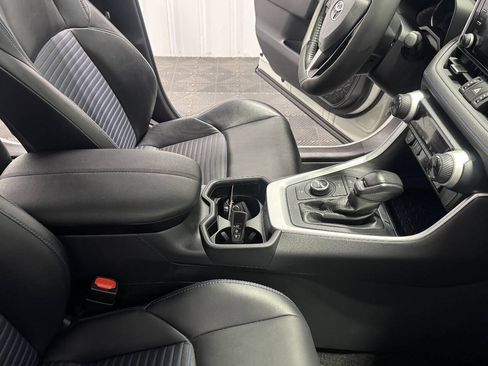 Used 2019 Toyota RAV4 XSE AWD/4WD image 24