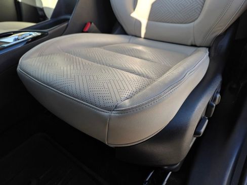 Used 2021 Buick Encore GX Essence w/ Advanced Technology Package image 24