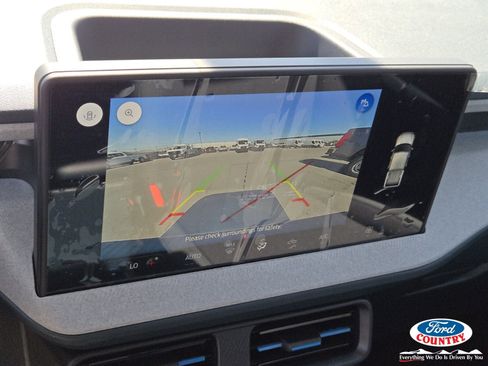 New 2026 Ford Maverick XLT image 12