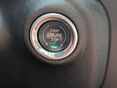Used 2020 Chevrolet Silverado 1500 LTZ w/ LTZ Plus Package AWD/4WD image 28
