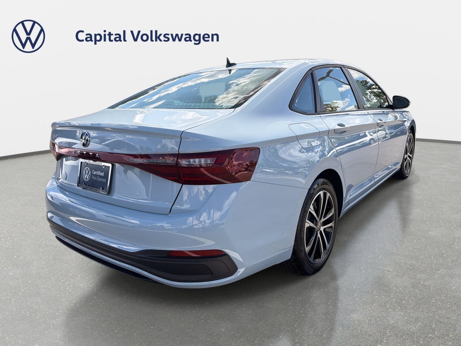 Used 2026 Volkswagen Jetta Sport FWD image 5
