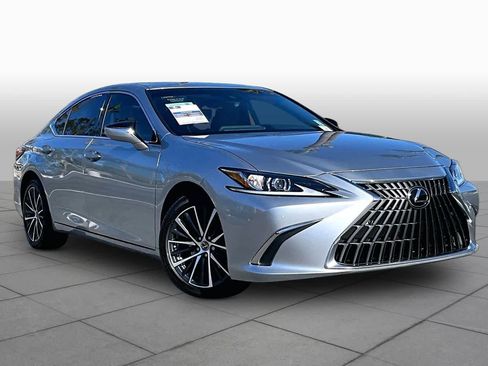 Certified 2023 Lexus ES 250 w/ Premium Package AWD/4WD image 2