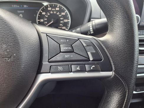 Certified 2025 Nissan Altima 2.5 SV image 14