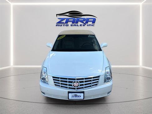 Used 2007 Cadillac DTS Luxury II image 10