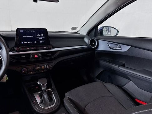 Certified 2023 Kia Forte LXS FWD image 21