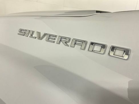 Used 2022 Chevrolet Silverado 1500 LT image 42