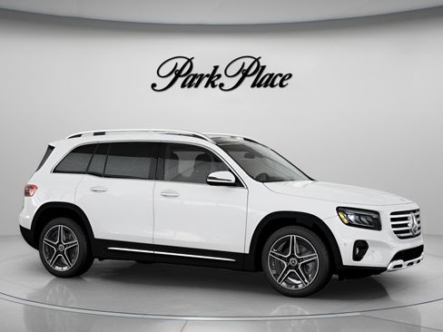 Used 2026 Mercedes-Benz GLB 250 image 30