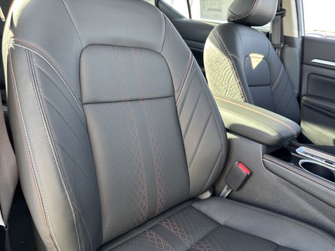 New 2025 Nissan Altima 2.5 SR w/ SR Premium Package image 19