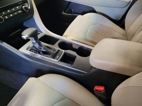 Used 2017 Kia Optima LX w/ Driver Convenience Package FWD image 26