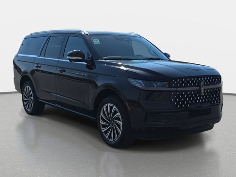 New 2026 Lincoln Navigator L Black Label image 3