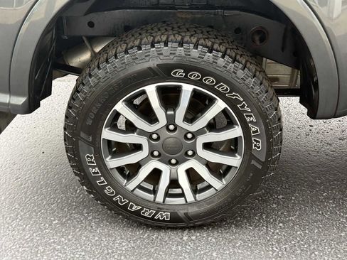 Used 2019 Ford Ranger Lariat w/ Equipment Group 501A Mid image 8