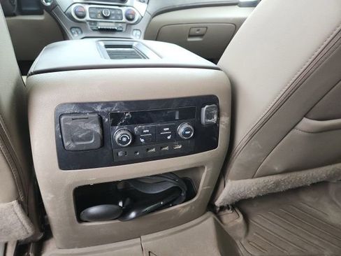 Certified 2019 Chevrolet Suburban Premier image 34