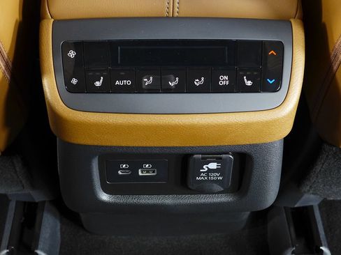 Used 2025 Nissan Pathfinder Platinum w/ Cargo Package FWD image 25