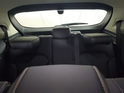 Certified 2024 MAZDA CX-90 3.3 Turbo w/ Preferred Plus AWD/4WD image 15