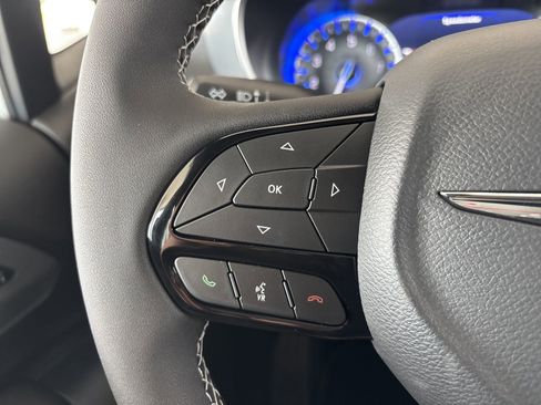 New 2026 Chrysler Pacifica Limited w/ S Appearance Package image 31