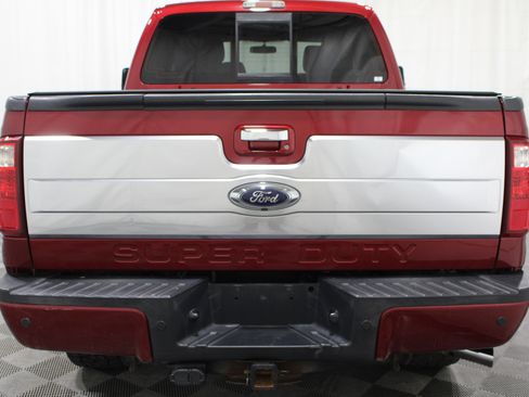Used 2013 Ford F250 Platinum w/ FX4 Off Road Pkg AWD/4WD image 32