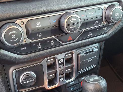 New 2026 Jeep Wrangler Unlimited Sport AWD/4WD image 21