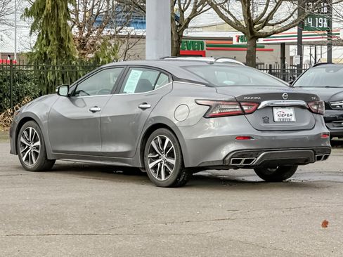 Used 2022 Nissan Maxima SV w/ Floor Mat Group image 5